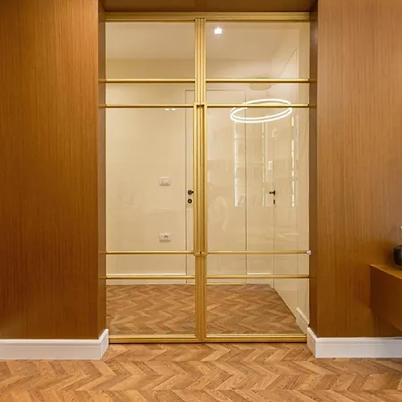 Center Fame House تيرانا
