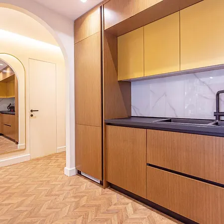 Center Fame House شقة