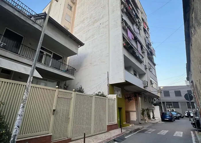 Center Fame House Apartman